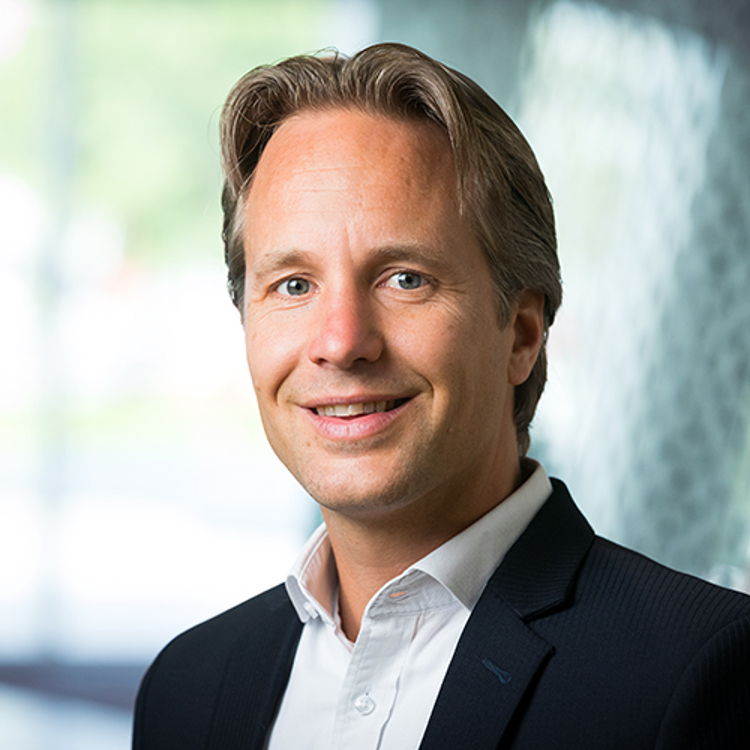 Click here to go to the newsoverview with a filter on Erwin Esselmann.