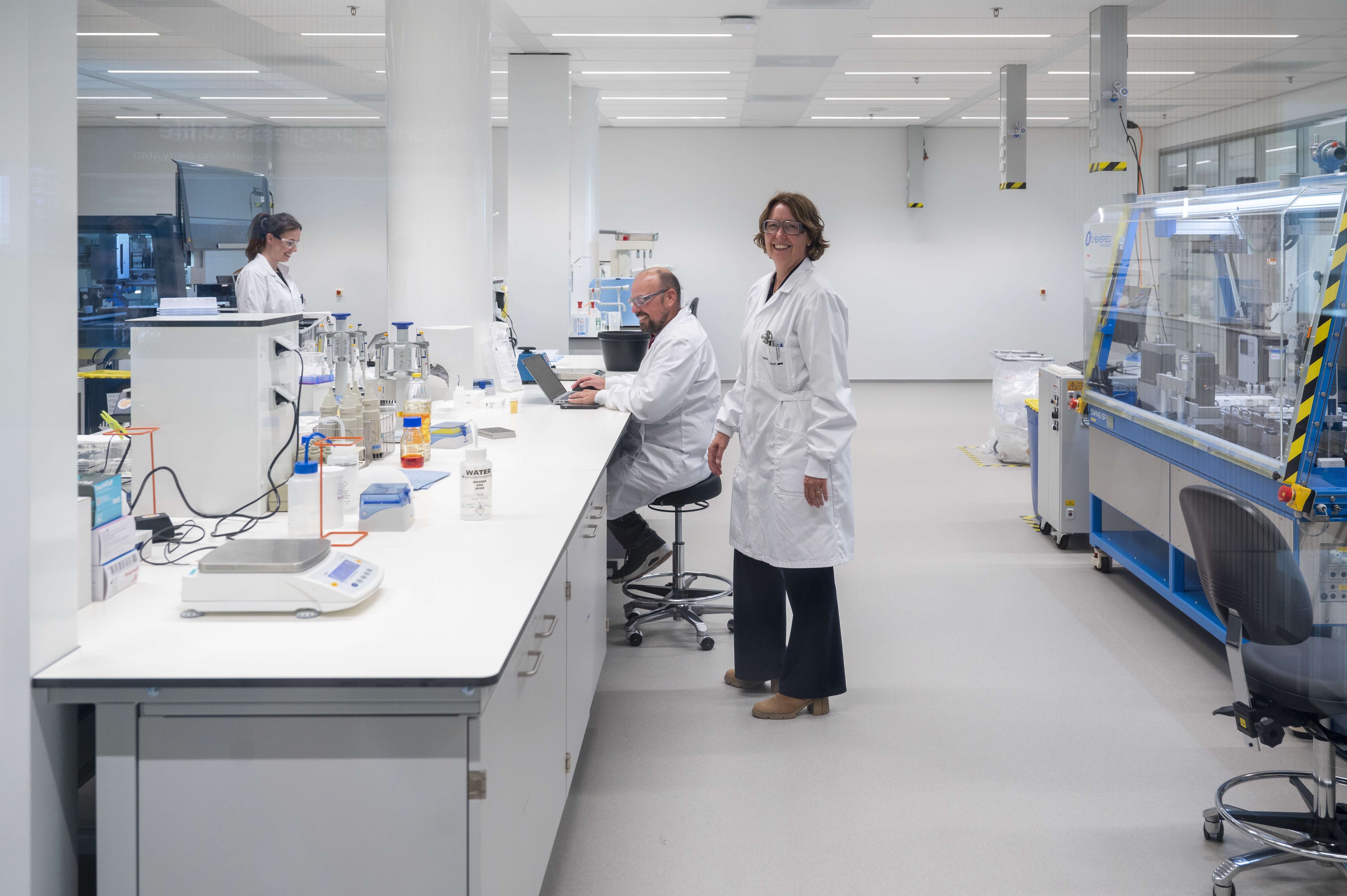 This slide displays Van Marken Food Innovation Center, Laboratorium, Fotograaf Sicco Van Grieken (1).