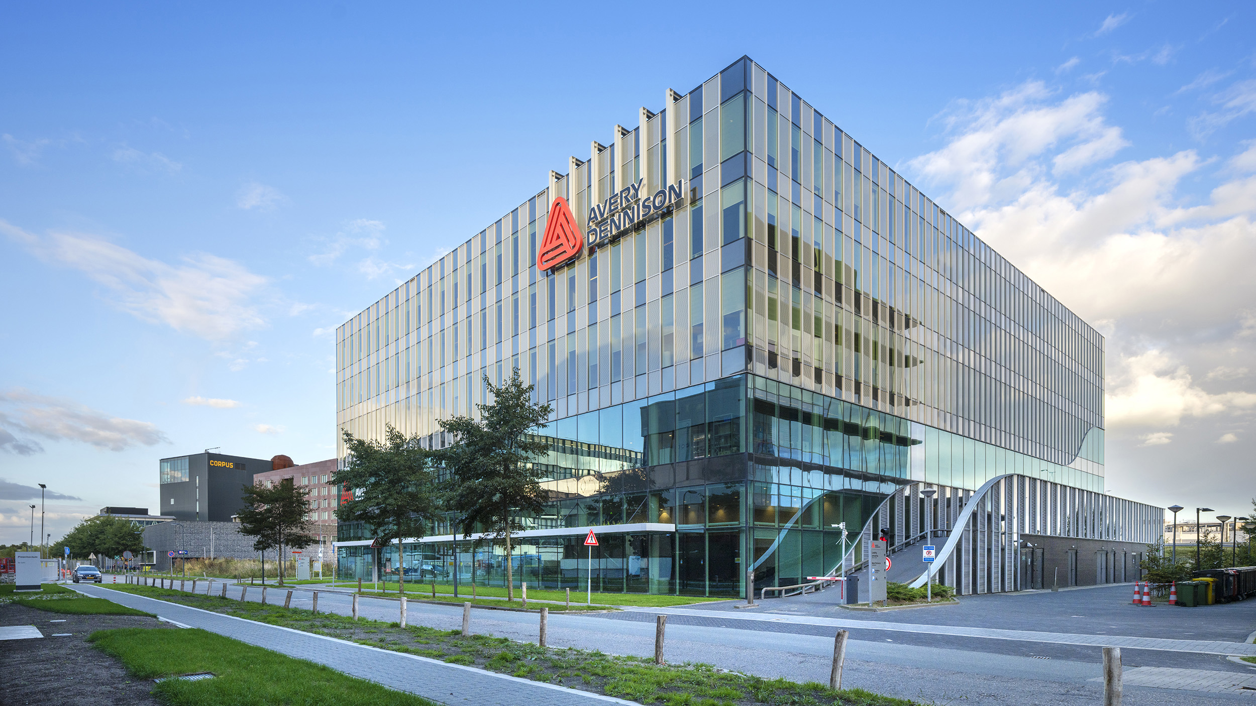 This slide displays ASR DSPF Avery Dennison Foto Corné Bastiaansen 9977@.